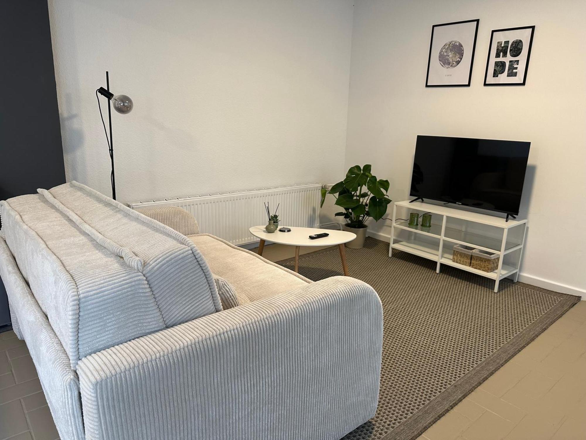 בוכום Bsd Apartments מראה חיצוני תמונה